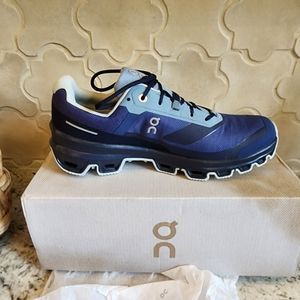 NEW On Tennis shoes Two Shades of Blue